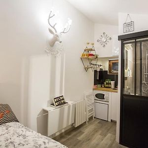 Studio met een King Size Bed